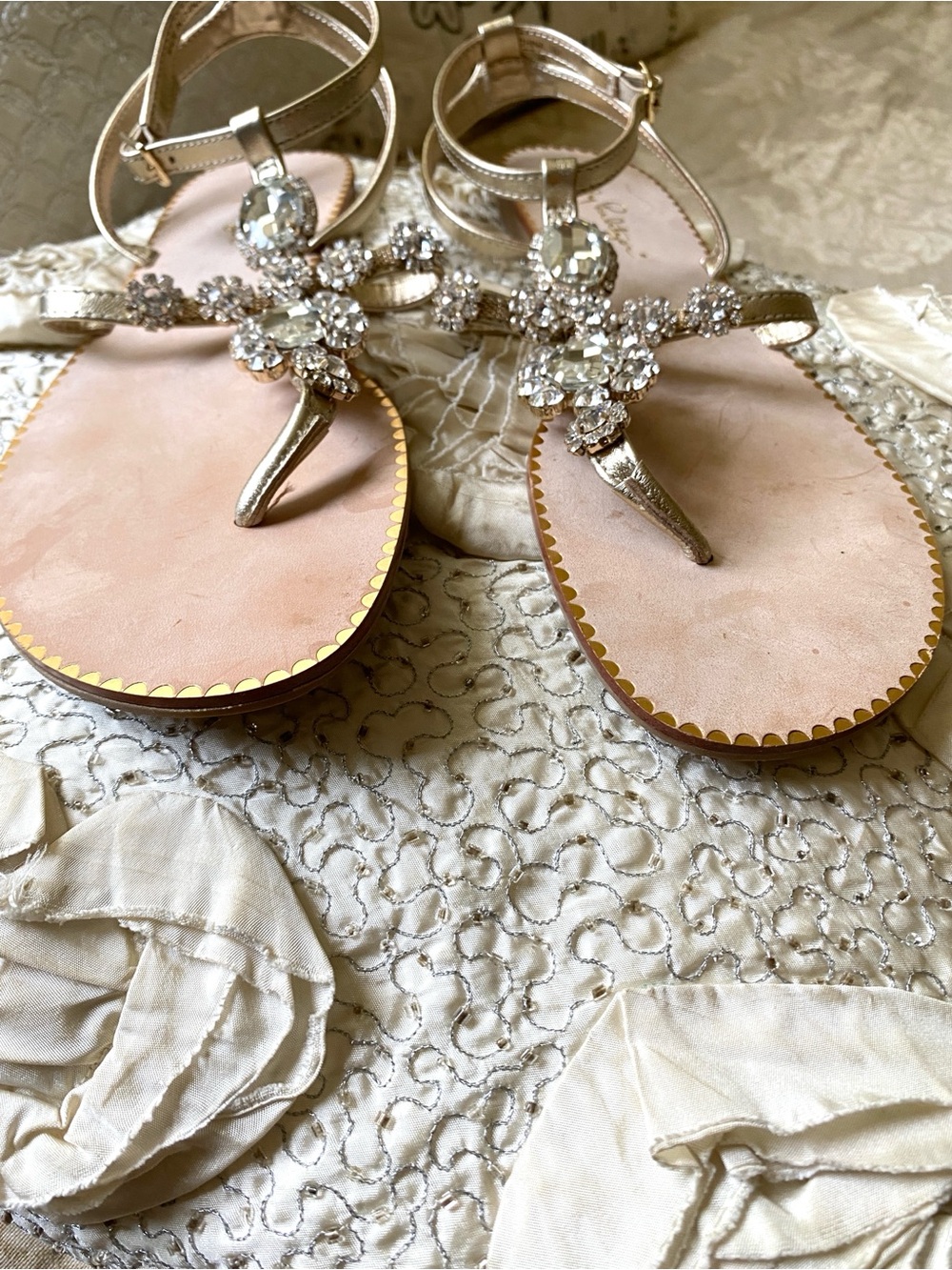 Lilly Pulitzer Katie Embellished Sandals Rhinestone Gold Metallic Sz 9 - Picture 7 of 16
